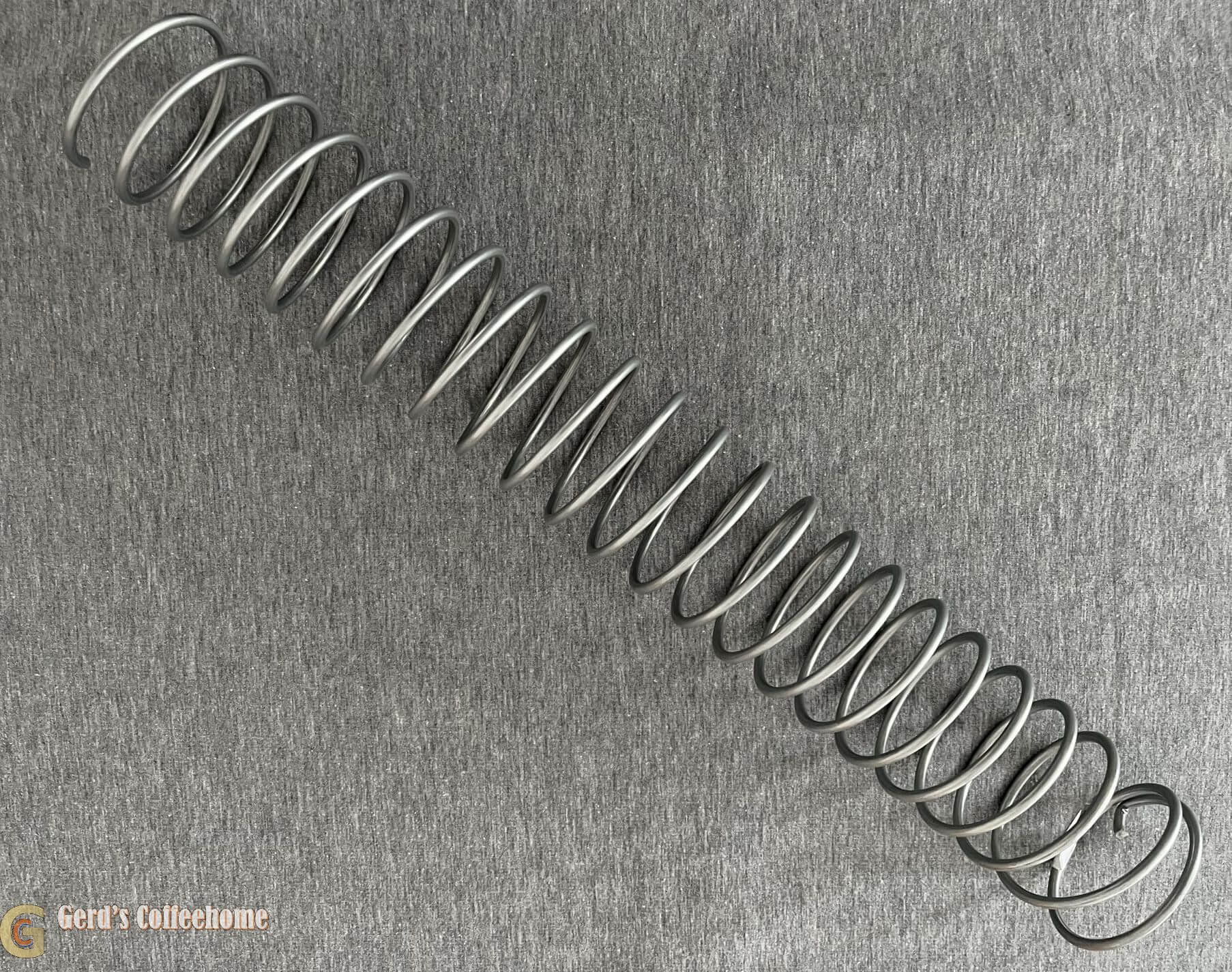 F211274-Saphirh-Spirale-P20-21er-links_einfach-2 Saphirh Spirale P20 21er links (SX)